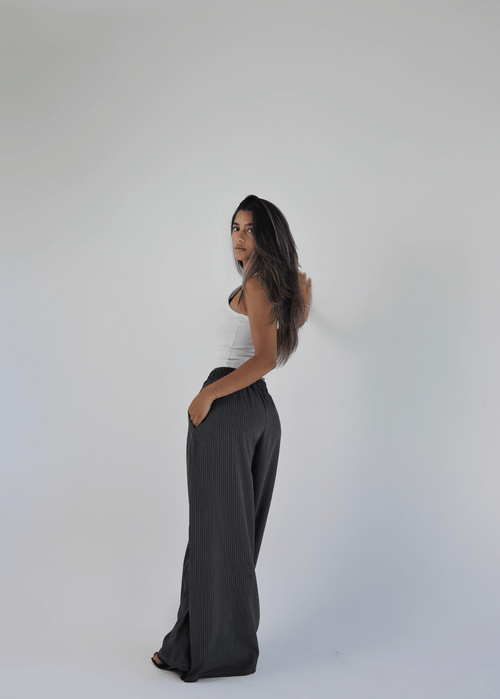 FLOW STRIPED PANTS